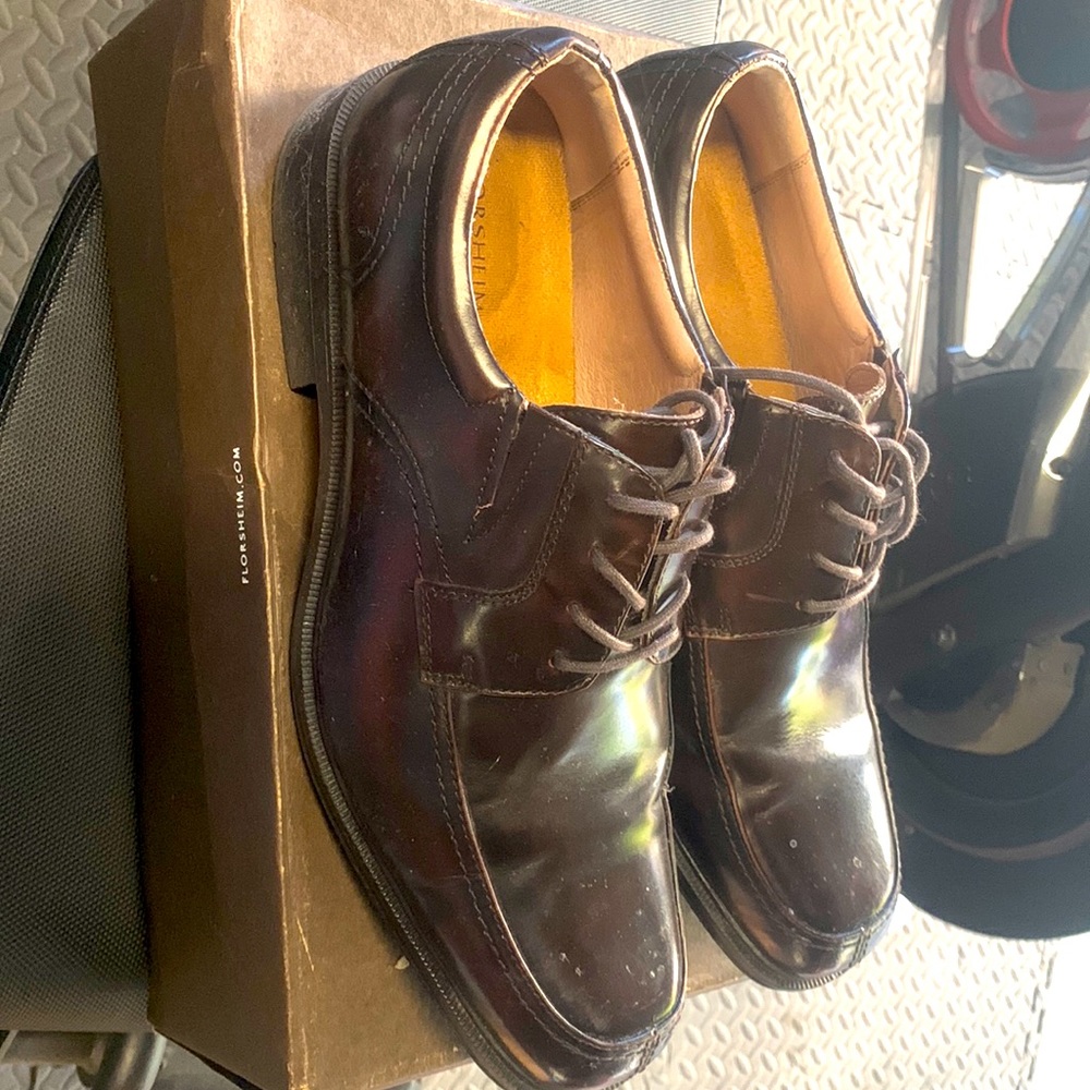 Florsheim shoes size 13